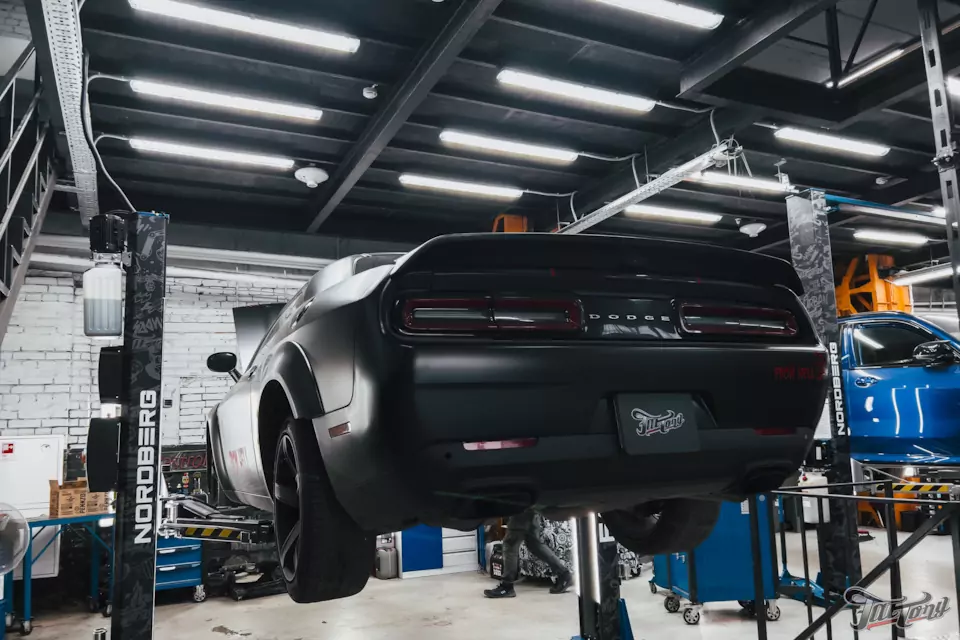 Техническое обслуживание для Dodge Challenger SRT